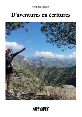 Illustration pour un livre publié : D'aventures en écritures - Sur les pas d'une jeune baroudeuse