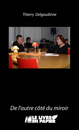 Illustration pour un livre publié : De l'autre côté du miroir