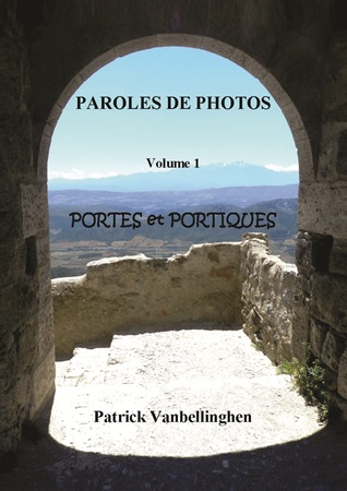 Illustration pour un livre publié : Paroles de photos ; volume 1  Portes et portiques